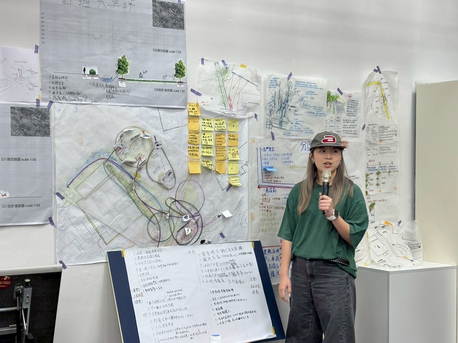 圖 10大樹教室參與式工作坊-水圳再生，小組水圳分段潛力分析 ( 照片來源:吳振廷老師)