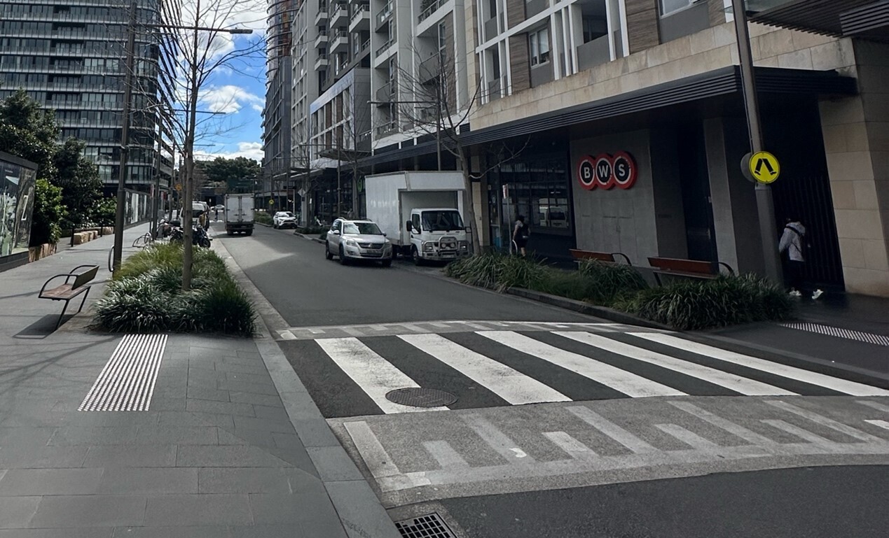 確保街道的連續性，路面高差銜接之平順